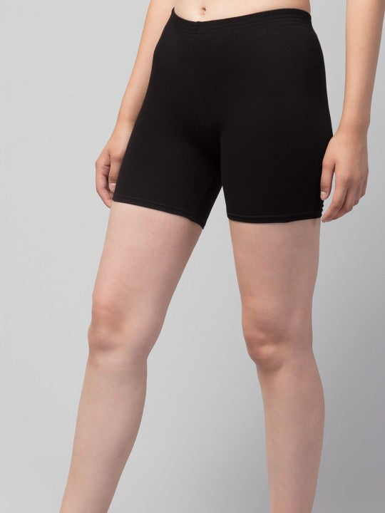 Women Solid Black  Mid-Rise Gym Short