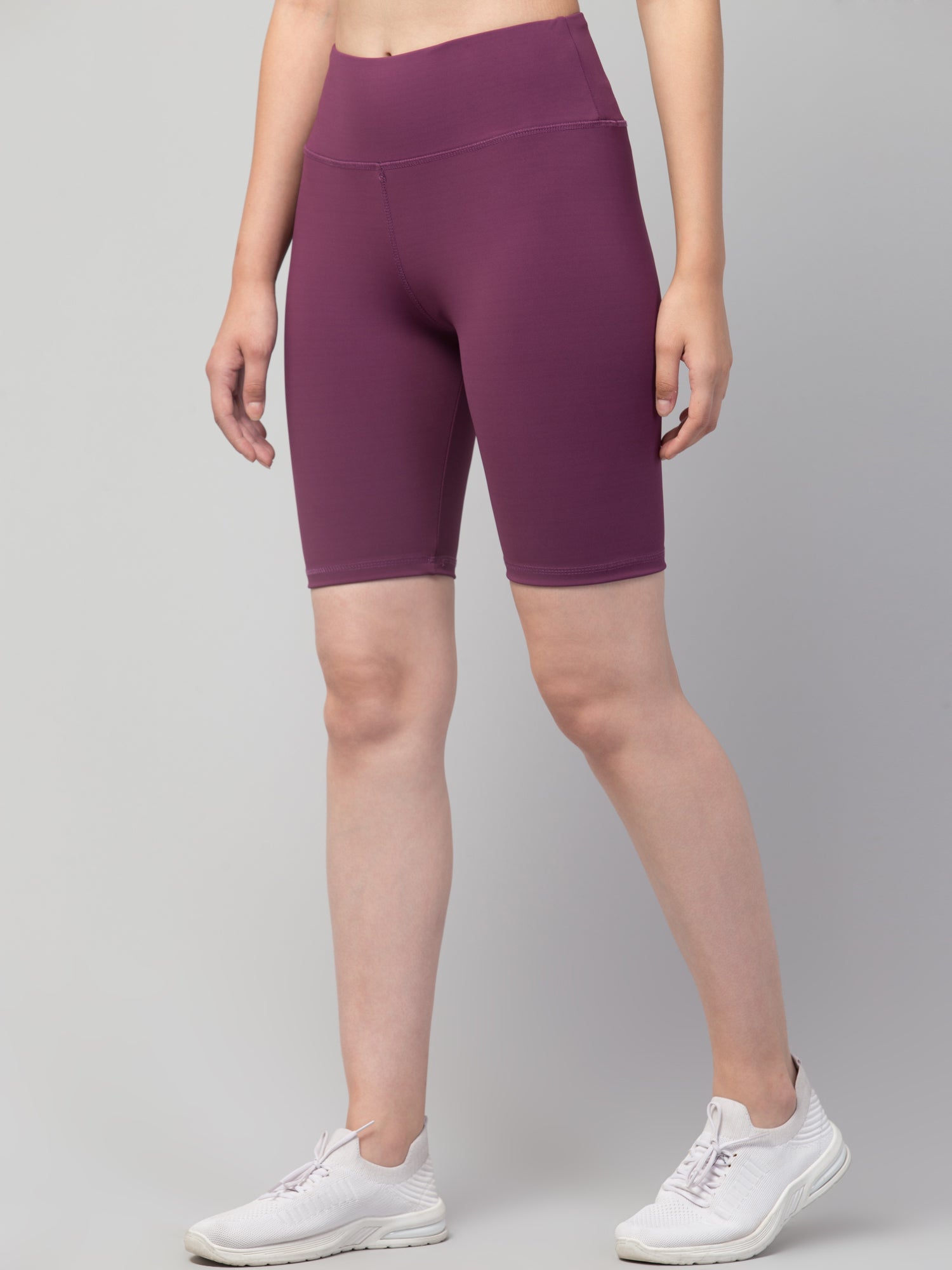 Women Solid Purple Skinny Fit High-rise Cycling Sports Shorts
