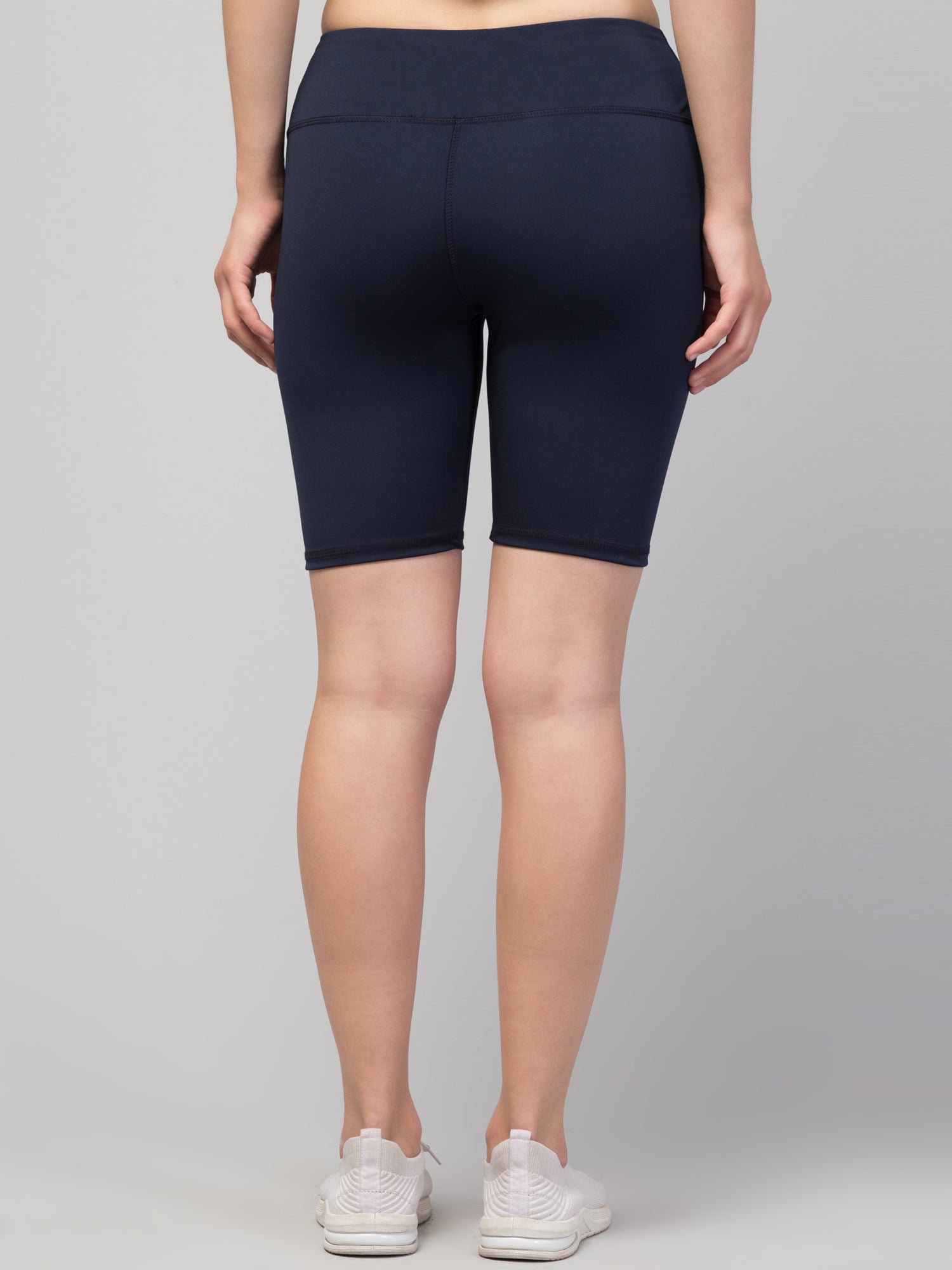 Women Solid Navy Skinny Fit High-rise Cycling Sports Shorts