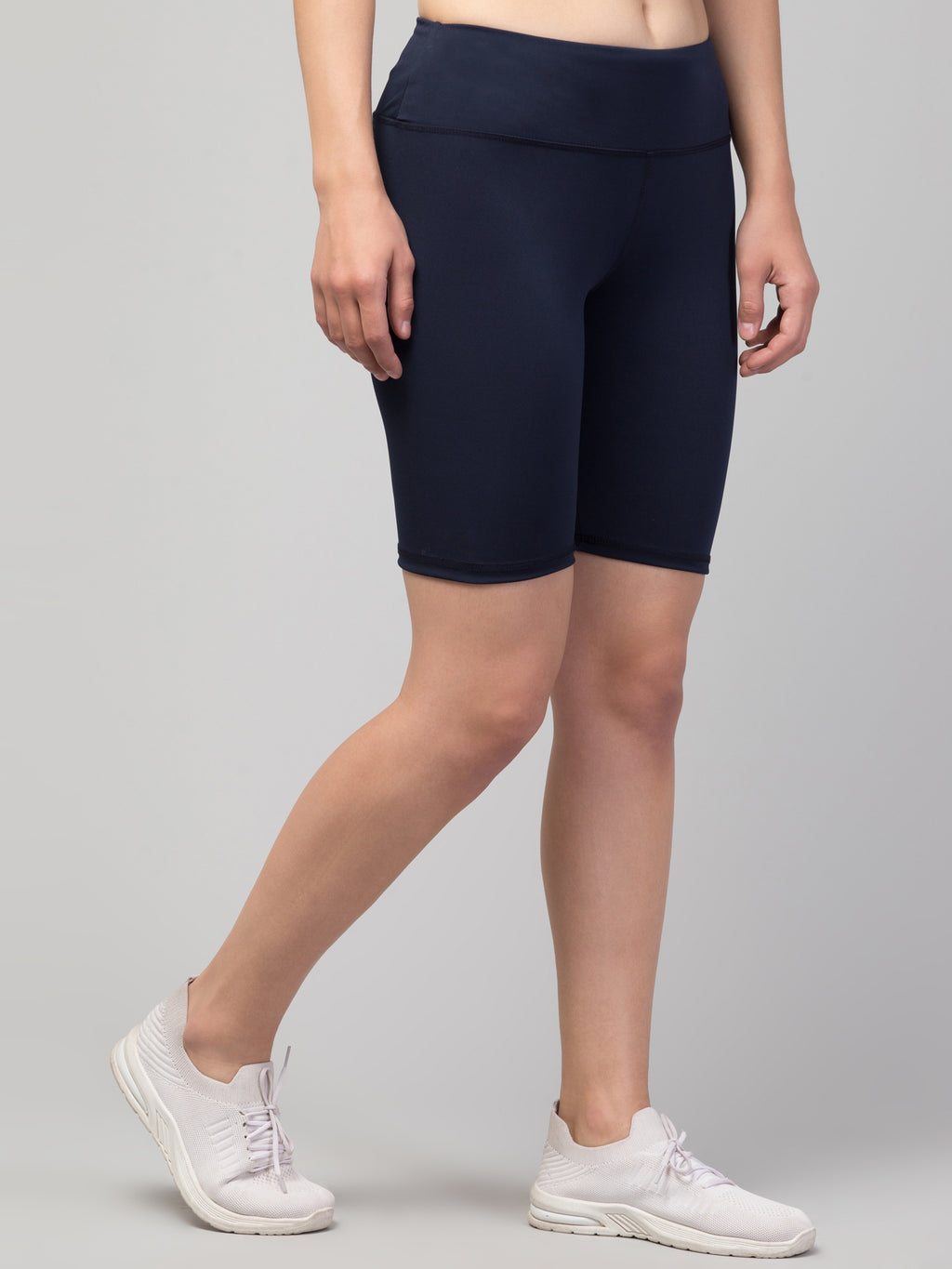 Women Solid Navy Skinny Fit High-rise Cycling Sports Shorts
