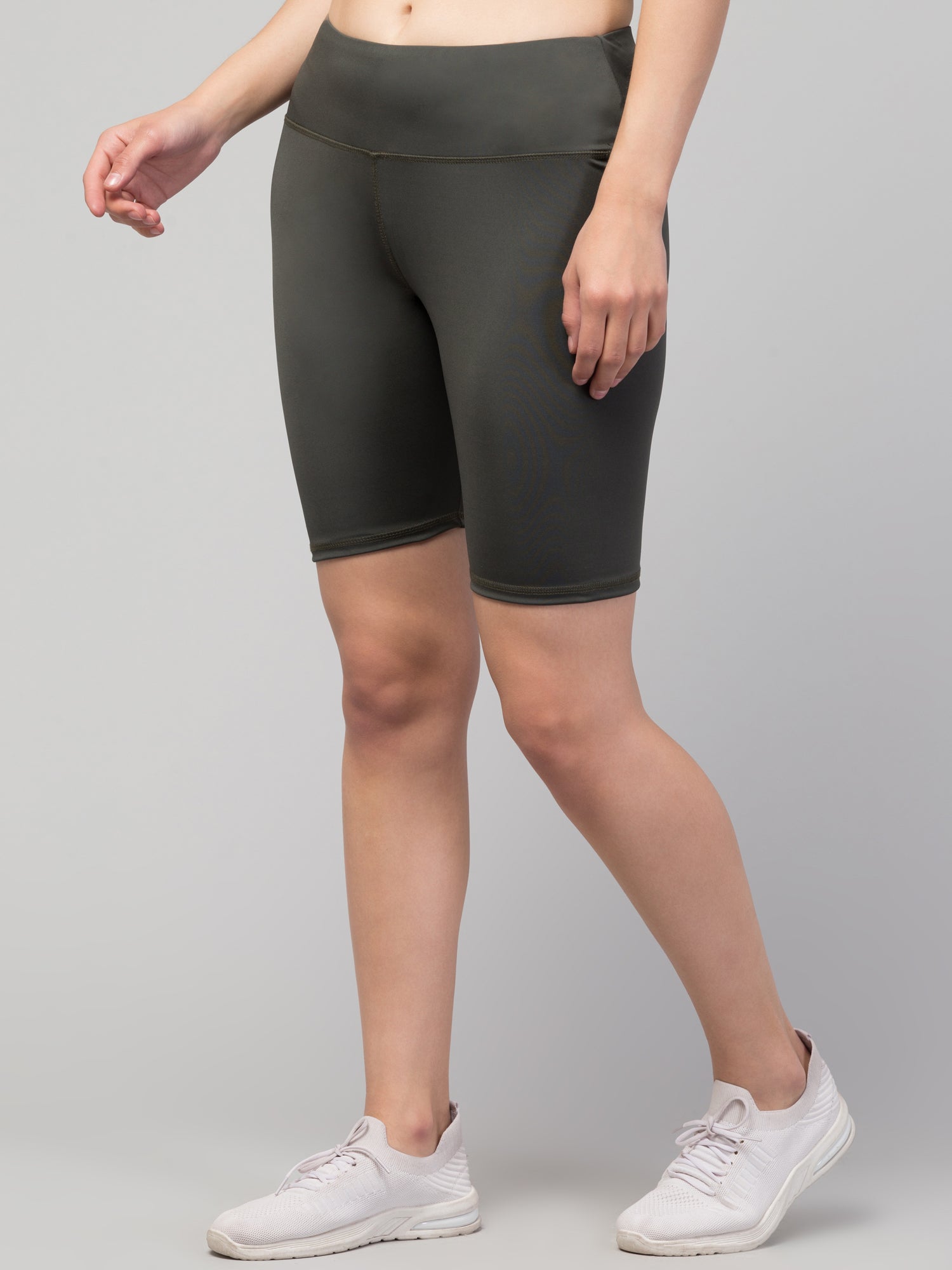 Women Solid Grey Skinny Fit High-rise Cycling Sports Shorts