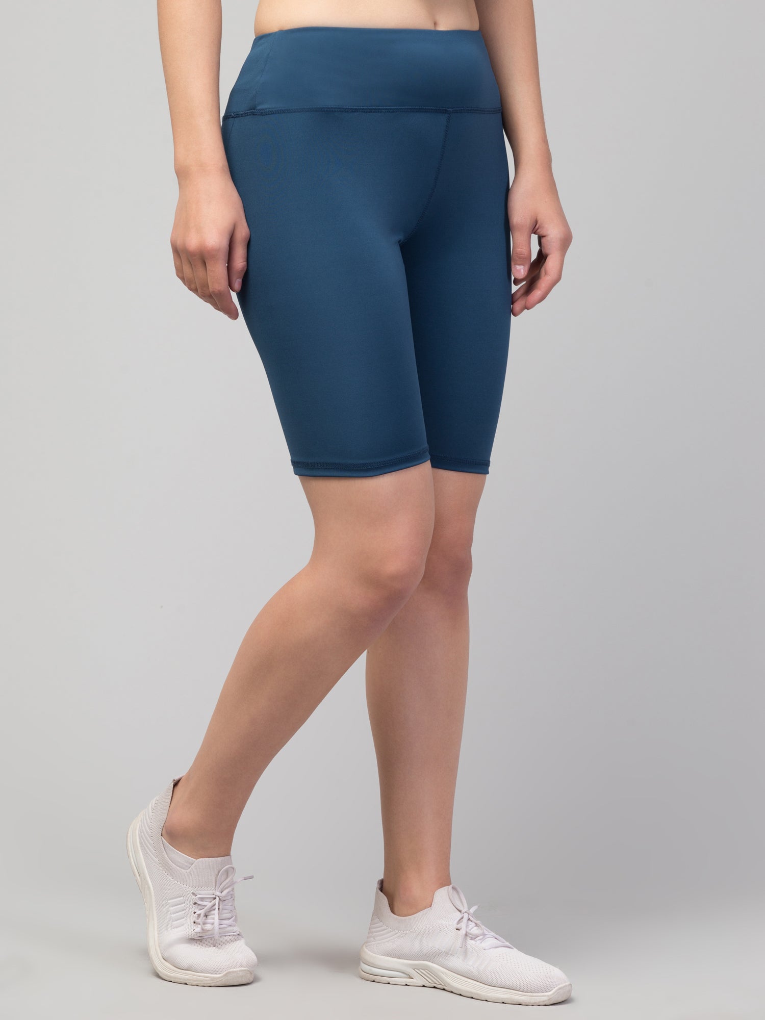 Women Solid Air Force Skinny Fit High-rise Cycling Sports Shorts