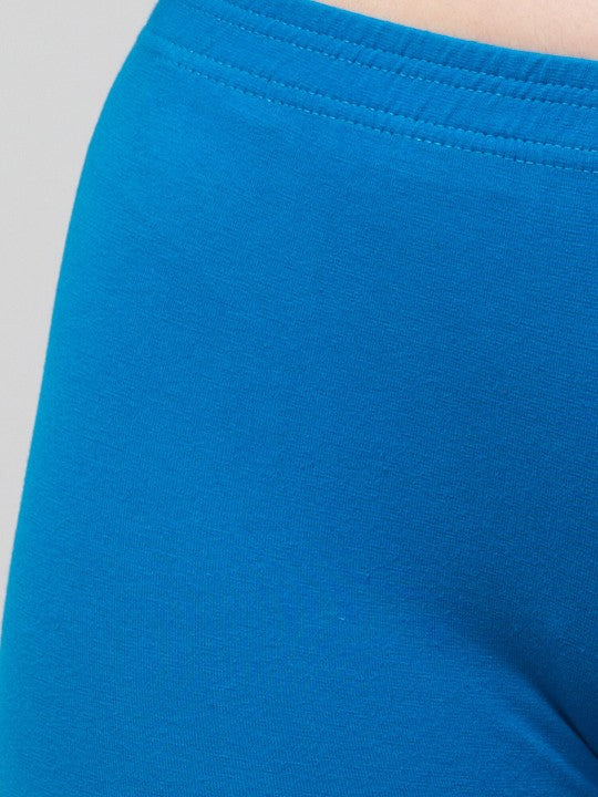 Women Solid Royal Blue Mid-Rise Short