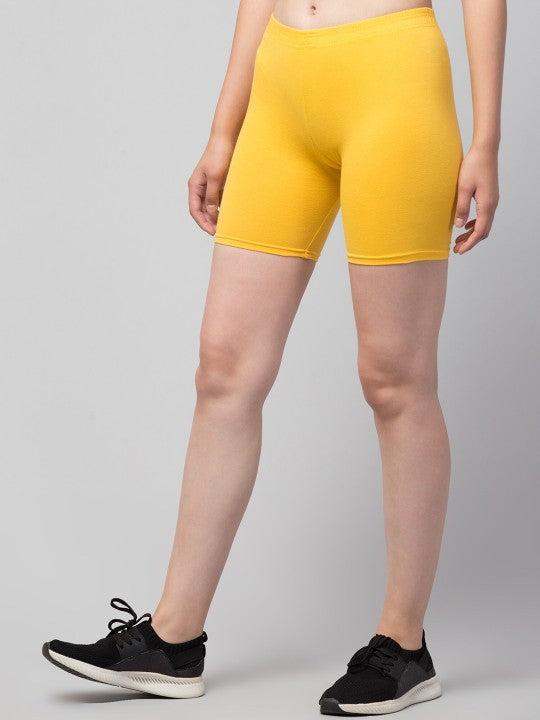 Women Solid Yellow  Mid-Rise Gym Short