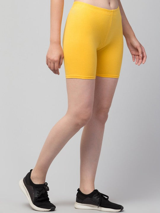 Women Solid Yellow  Mid-Rise Gym Short