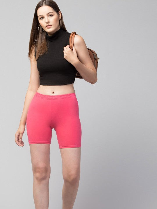 Women Solid Rani pink Mid-Rise Gym Short
