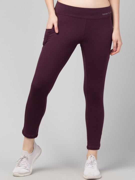 Women Cropped Tights With Pockets