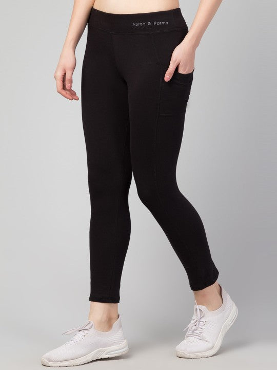 Women Slim Fit Pocket Detail Sports Tights