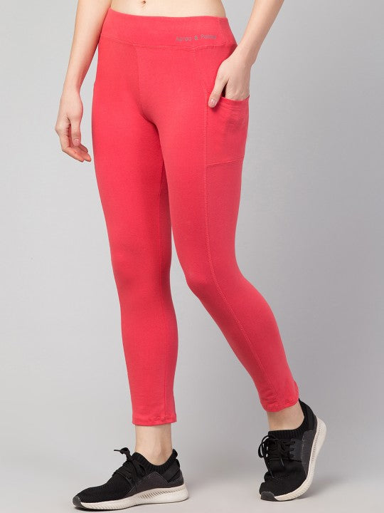 Women Cropped Tights With Pockets