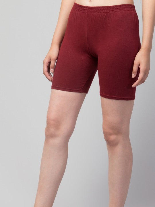 Women Solid Maroon   Mid-Rise Short