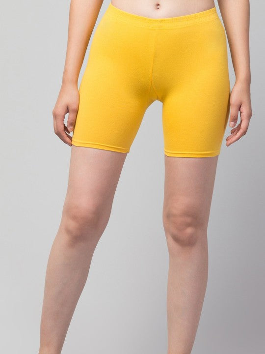 Women Solid Yellow  Mid-Rise Gym Short