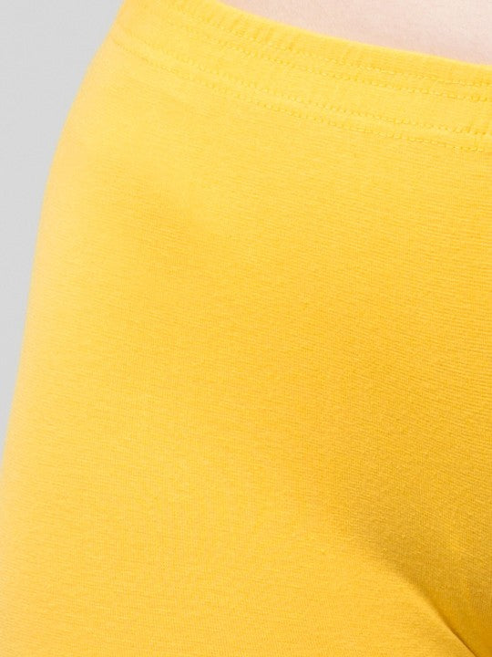 Women Solid Yellow  Mid-Rise Gym Short
